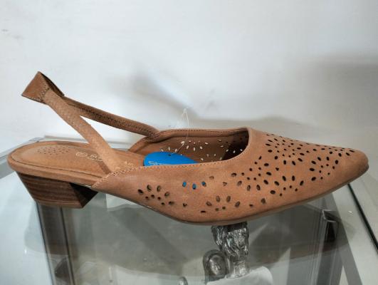 Eliza Camel Ladies Shoe