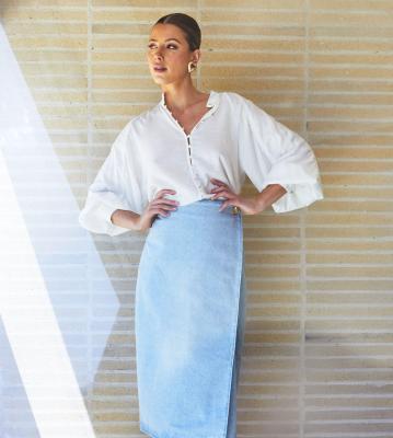 Berry Kiss Ivory Blouse