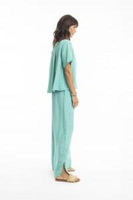 Essentials Aqua Top